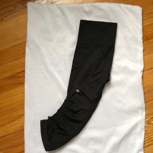 Lululemon Ebb & Flow crop